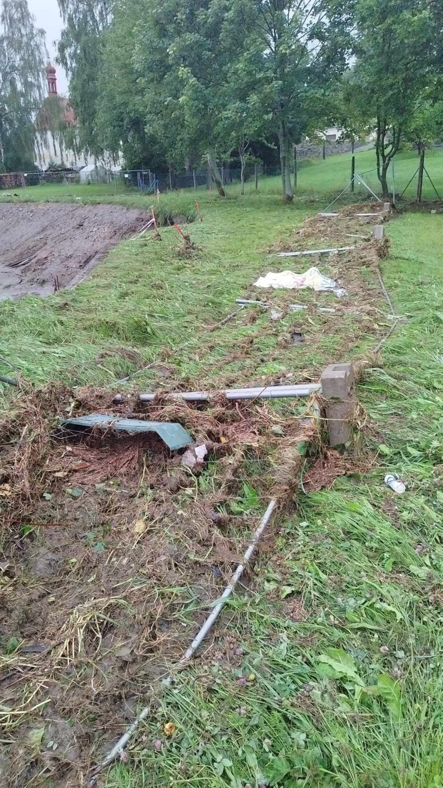 Stachy, den po povodni